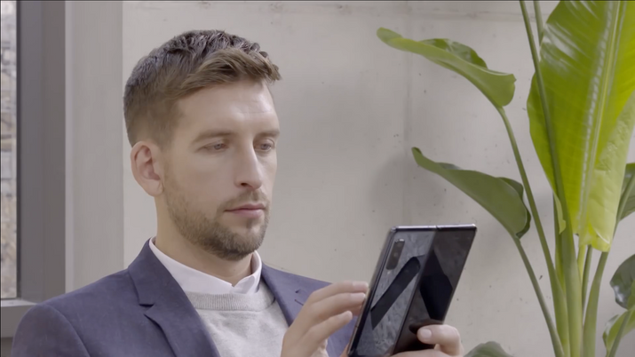 Get to Know the Galaxy Fold